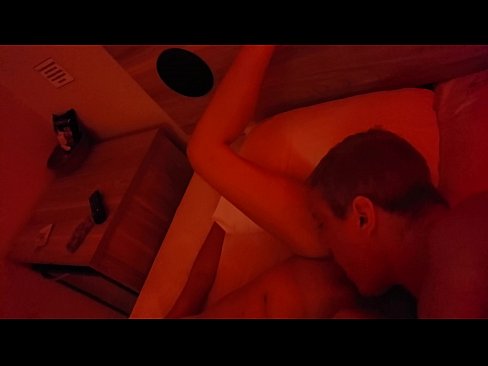 ❤️ Lízanie mojej mokrej kundičky. Sex video na nás ❤