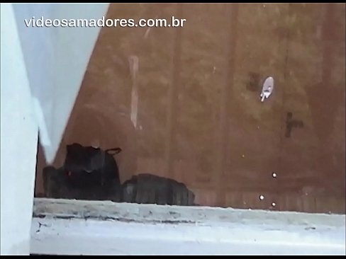 ❤️ Nadržaný muž sleduje svoju priateľku s iným chlapom, nahráva si video so šukaním bez toho, aby rušil pár Sex video na nás ❤