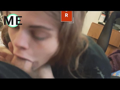 ❤️ Hrdlo vtáka, roztrhané pančuchy a roztrhané podpätky pekné stretnutie Sex video na nás ❤